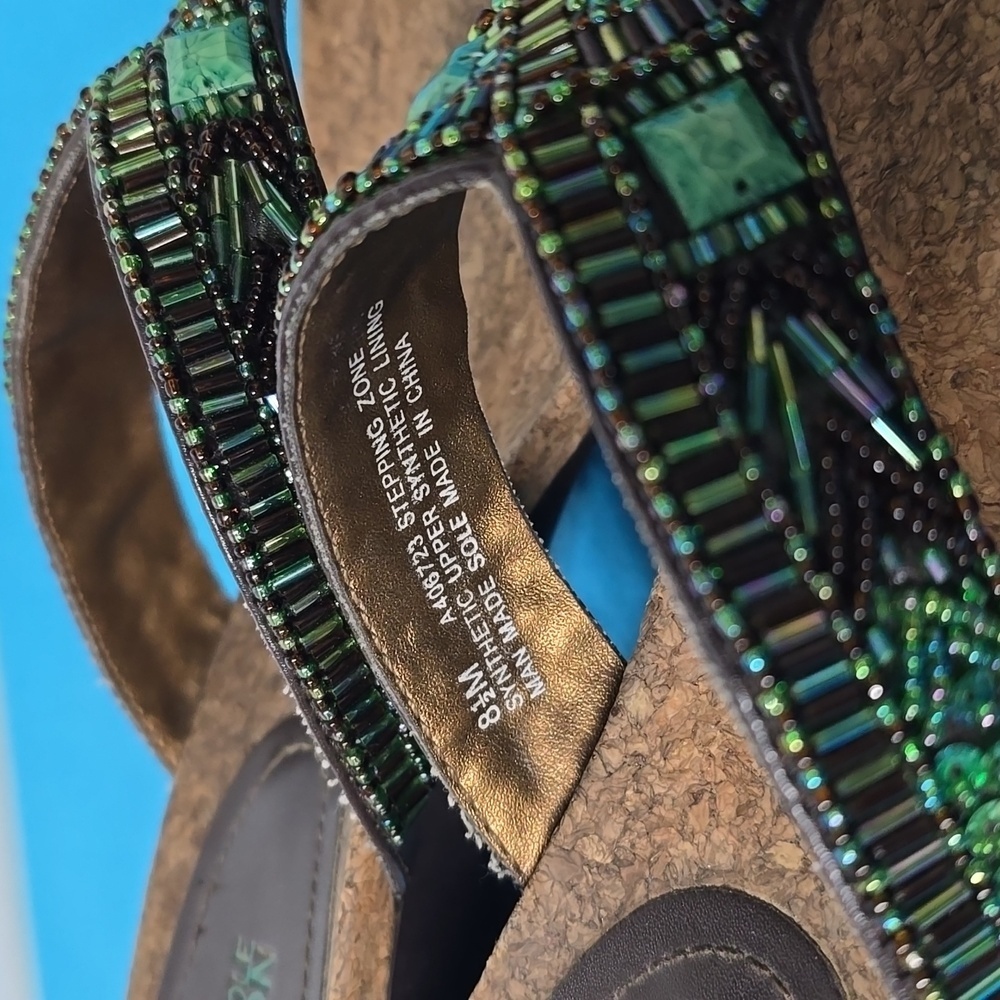 Kenneth Cole Reaction Turquoise Beaded Woven Cork Wedge Thong Sandals Shoes - Picture 11 of 11